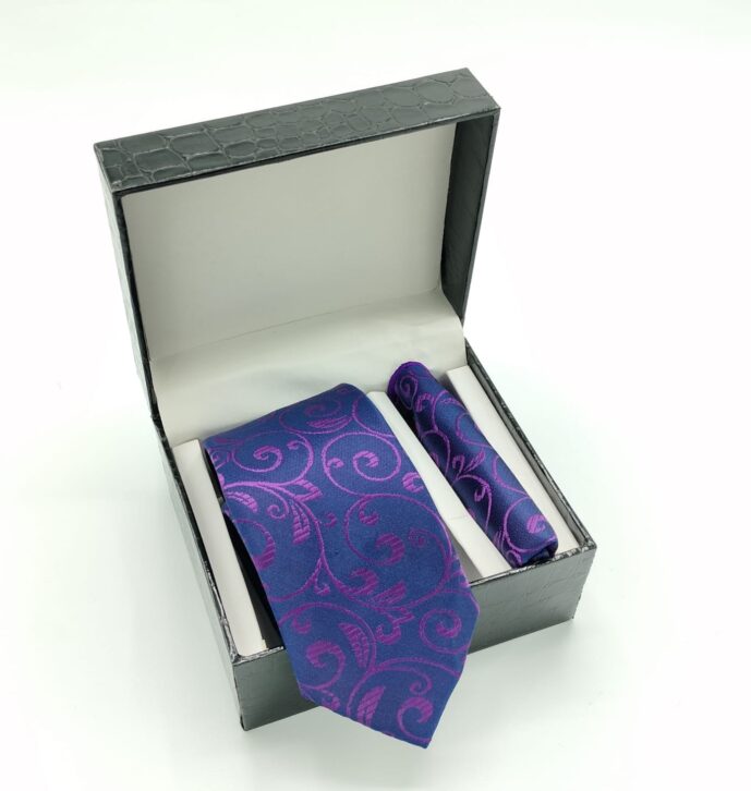 NECKTIE & POCKET SQUARE SET NECKTIE & POCKET SQUARE SET